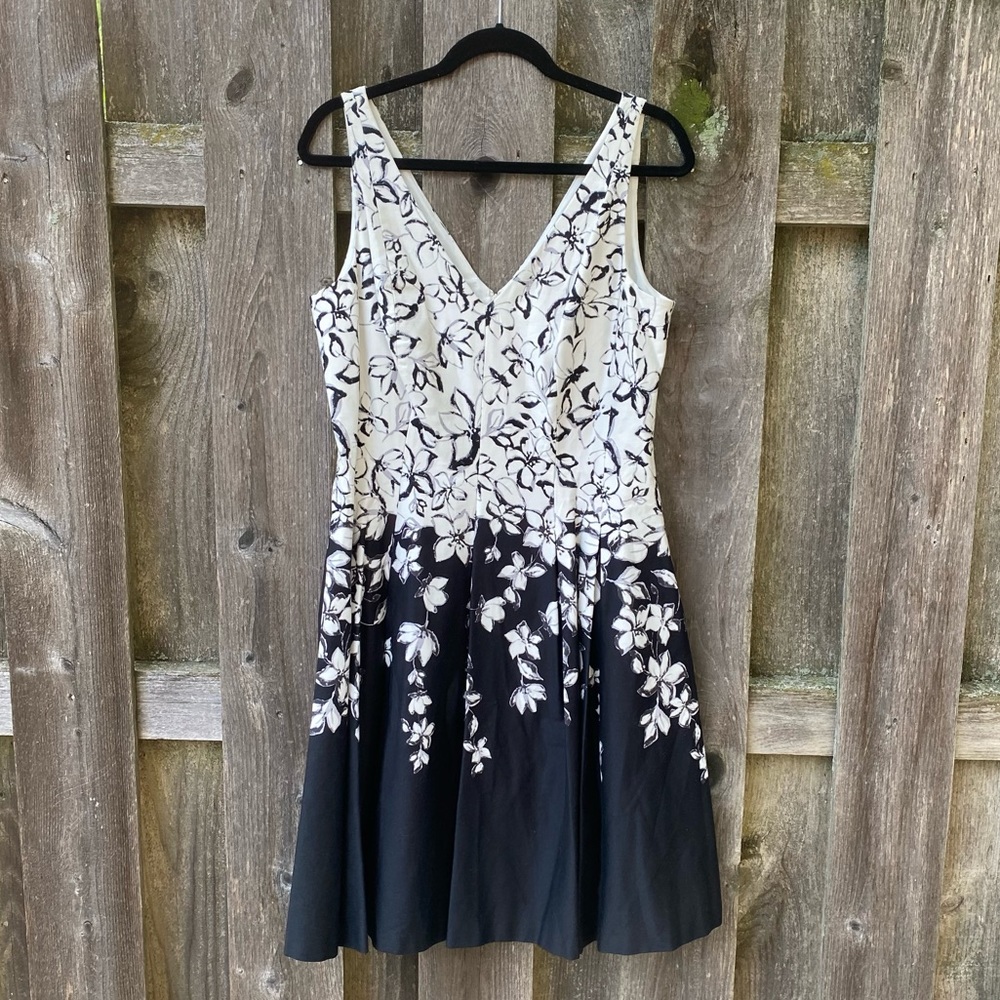 White and black floral print sleeveless dress